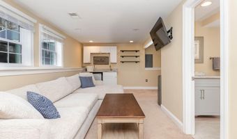 438 CHESTNUT St, Aberdeen, MD 21001