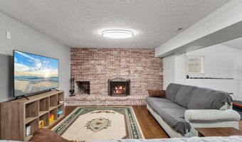733 DOGWOOD Ave, Cheyenne, WY 82009