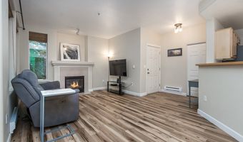 14575 SW MAGPIE Ln 102, Beaverton, OR 97007