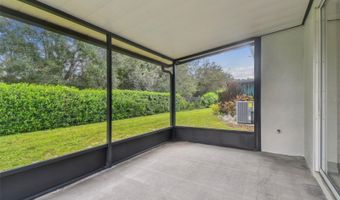 6919 SURREY HILL Pl, Apollo Beach, FL 33572