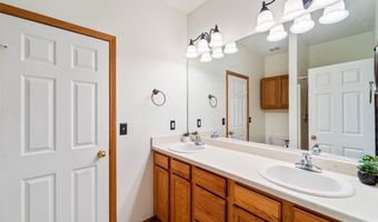 403 4th St NW, Altoona, IA 50009