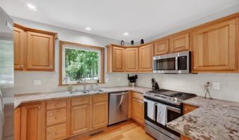 32432 Northwoods Rd, Adel, IA 50003