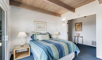 617 Beach Dr, Aptos, CA 95003