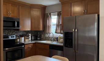 3072 Essex Rd, Allentown, PA 18103