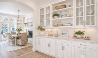 78 Narragansett Ave, Jamestown, RI 02835