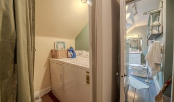 18 Waldo Ave, Belfast, ME 04915