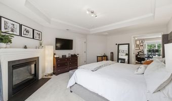 705 N ASHTON St, Alexandria, VA 22312