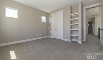 6071 E Hootowl Dr, Boise, ID 83716