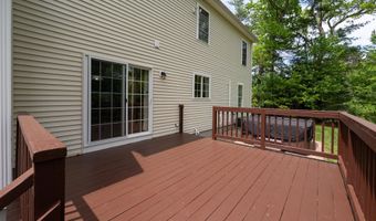 14 Karolina Ln, Bedford, NH 03110