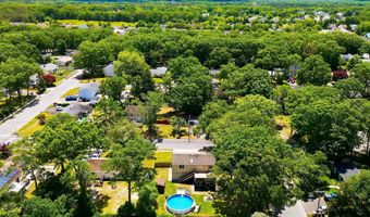 59 Park Ave, Bayville, NJ 08721