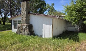 5419 Shady Ln, Anderson, CA 96007