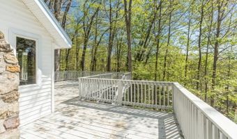 4 Amicalola Dr, Alloway, NJ 07422