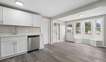 3255 Winding Creek Dr, Columbus, OH 43223