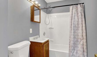 70 SWAN St, Aberdeen, MD 21001