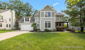 4936 W Village Trl SE, Ada, MI 49301