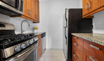 1931 N CLEVELAND St 601, Arlington, VA 22201