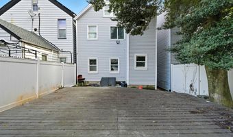 13 MEADOW, Bayonne, NJ 07002