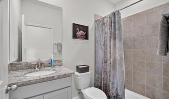 5633 HAWKS CAY St, Apollo Beach, FL 33572