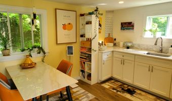 335 S Albany Rd, Albany, VT 05820