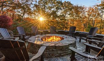 419 Summit Trl, Banner Elk, NC 28604