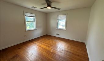 39 Gorham Ave, Warwick, RI 02886
