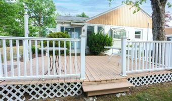 29 Dean Ave, Johnston, RI 02919