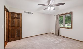 506 2nd Ave SW, Altoona, IA 50009