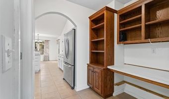 1030 East Dr, Bartlesville, OK 74006