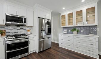 994 Dowlingwood Dr, Beaufort, SC 29902