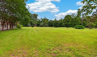 13239 Old Woolmarket Rd, Biloxi, MS 39532