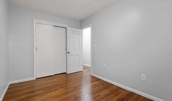 136 A Belgrade Ave, Boston, MA 02131