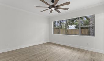 175 Saint Charles Ave, Biloxi, MS 39530