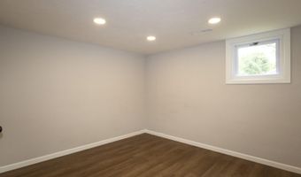 703 Johnson Ave, Ava, MO 65608