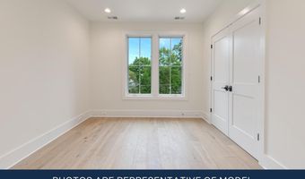 3113 8TH St N, Arlington, VA 22201