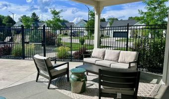 2930 Green Hills Dr, Ames, IA 50014