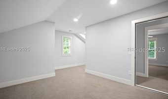 40 Rose Dhu Creek Plantation Dr, Bluffton, SC 29910