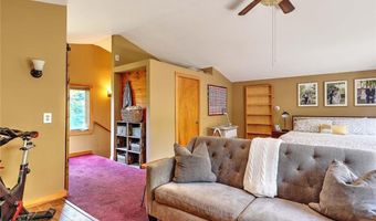 10 Narrow Ln, Charlestown, RI 02813