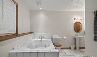 5911 Frostline Dr, Allendale, MI 49401