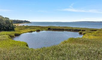 150 Alfred Drowne Rd, Barrington, RI 02806