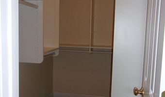 1095 Magnolia Dr, Aberdeen, NC 28315