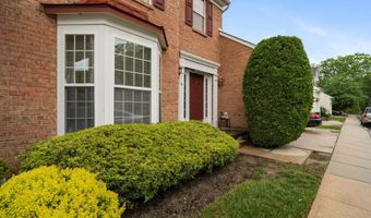 6 Foxmoor Ln, Bayville, NJ 08721