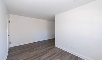 2237 FARRINGTON Ave 06-204, Alexandria, VA 22303