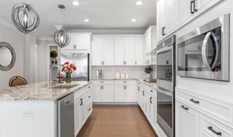 28 VANDIVER Ct, Acworth, GA 30101