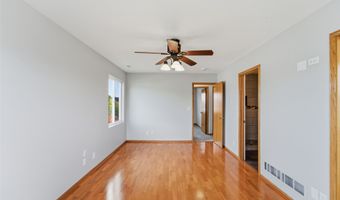 1001 26th Ave SW, Altoona, IA 50009