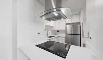 1535 Pensacola St 208, Honolulu, HI 96822