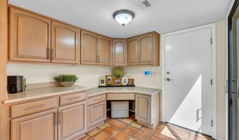 37300 N TOM DARLINGTON Dr K, Carefree, AZ 85377