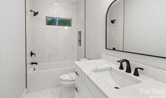 18 Winterhawk Dr, Arden, NC 28704