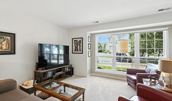 316 Clayton Crossing Pl B, Ballwin, MO 63011