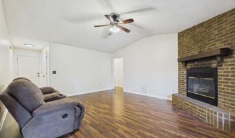 40 Chimney Rd, Batesville, AR 72501