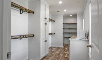 274 Rae Ln, Bonneau, SC 29431
